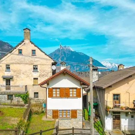 Joy House Chalé Baceno